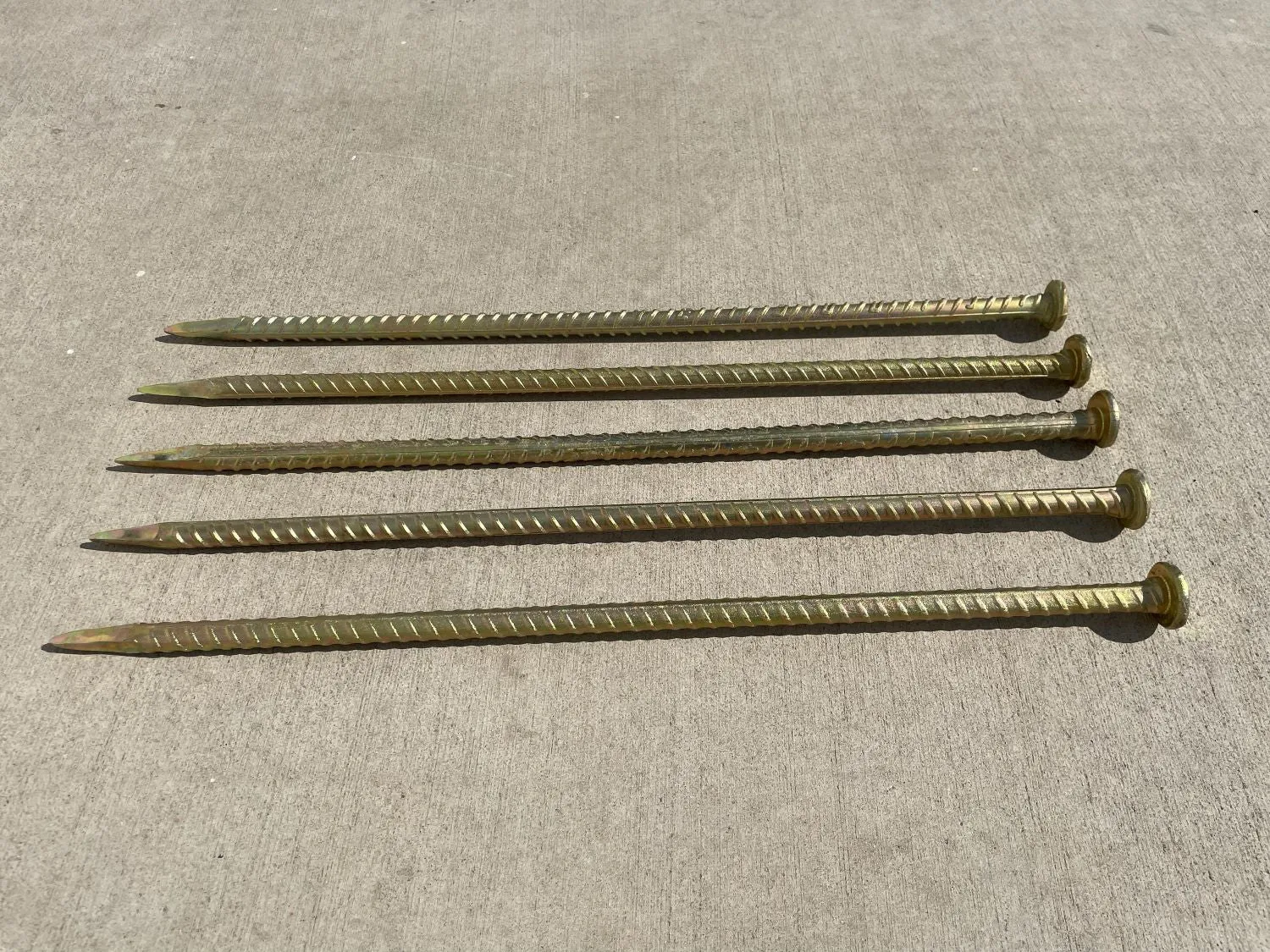 18" Galvanized Steel Rebar Stakes with Nail Head - Garden Stakes (#4 Rebar)