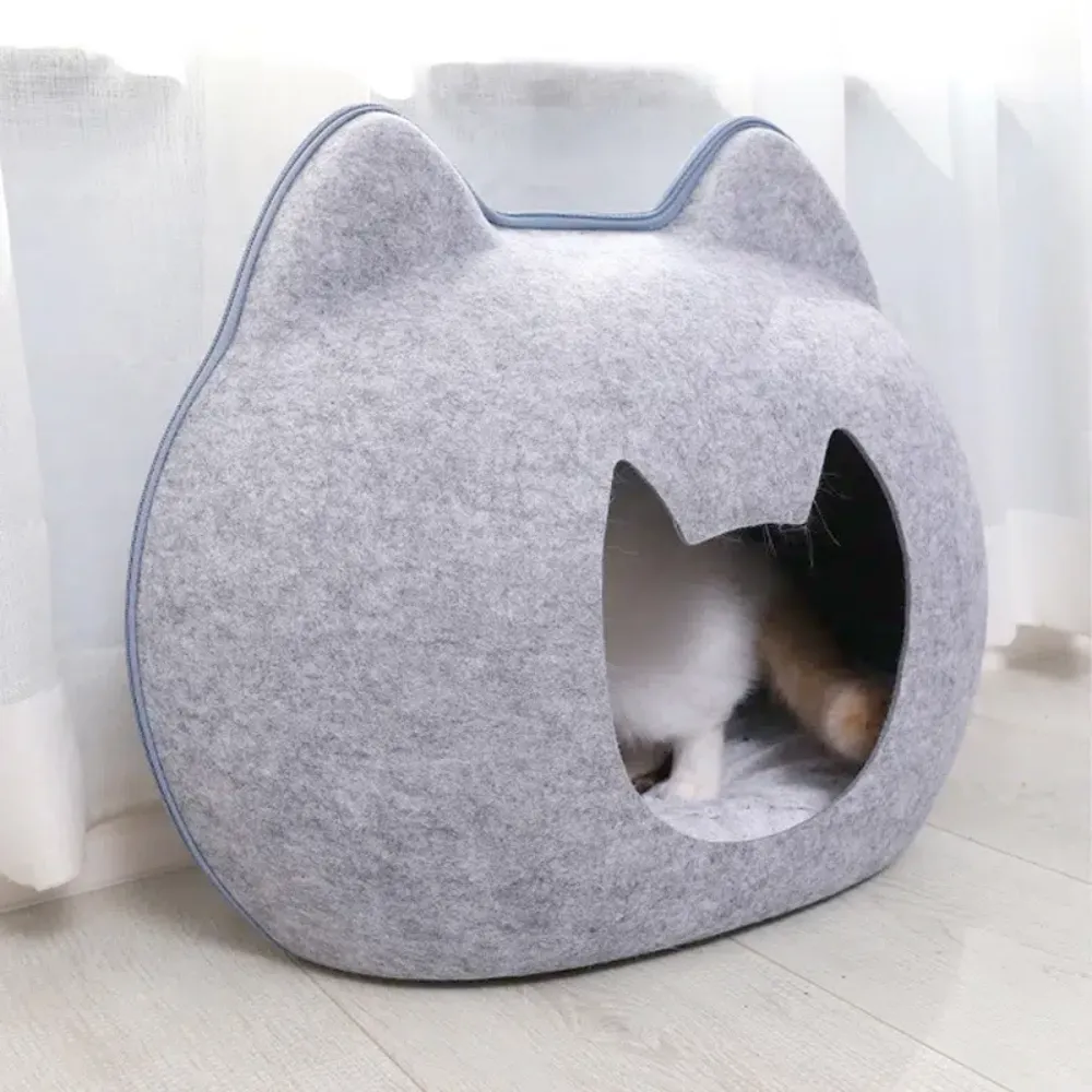 Adorable Cat Shape All Season Pet House