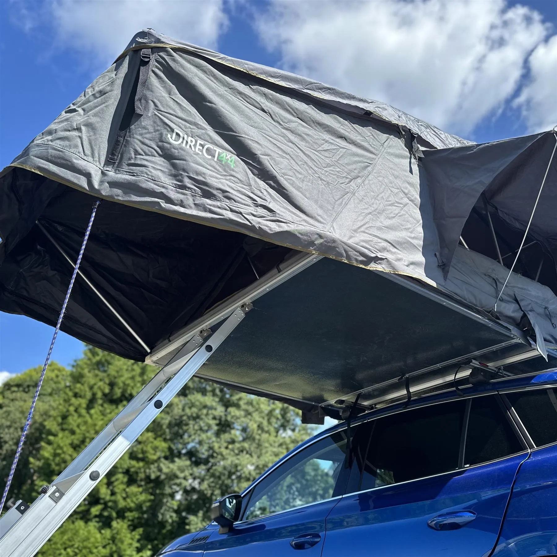 Foldout 3 Person Roof Top Camping Tent in Granite Grey