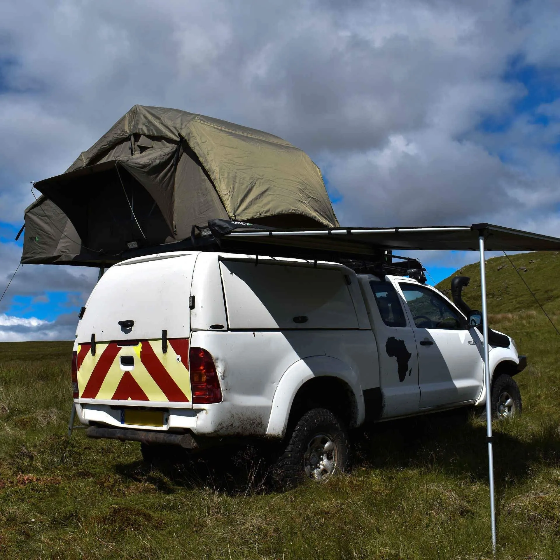 Forest Green Expedition Foldout 3 Person Roof Top Camping Tent