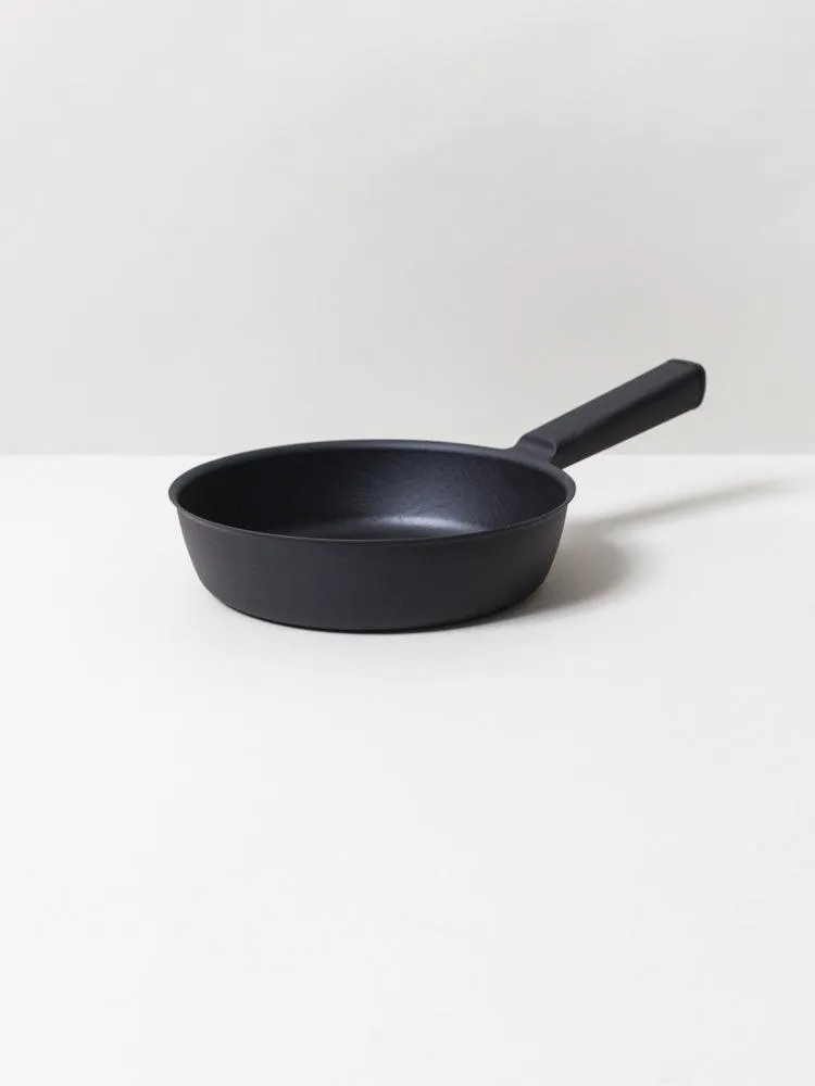 SSC Featherweight Cast Iron Frying Pan