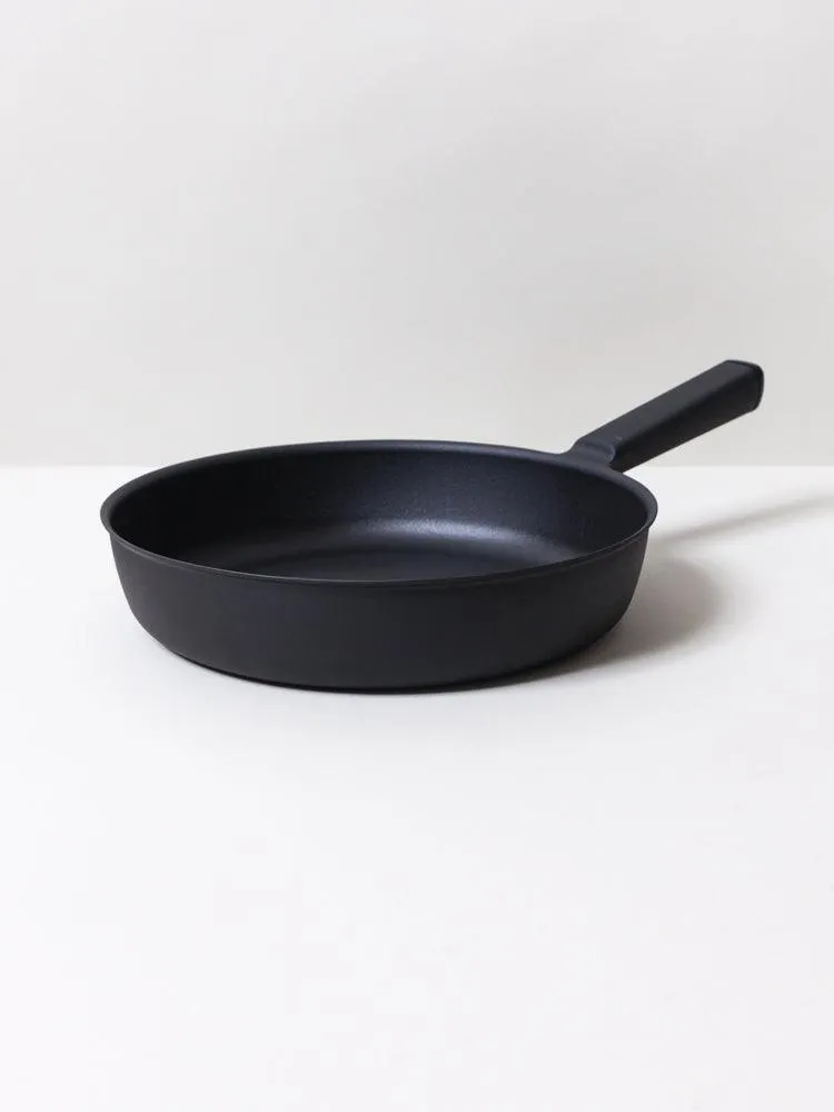 SSC Featherweight Cast Iron Frying Pan