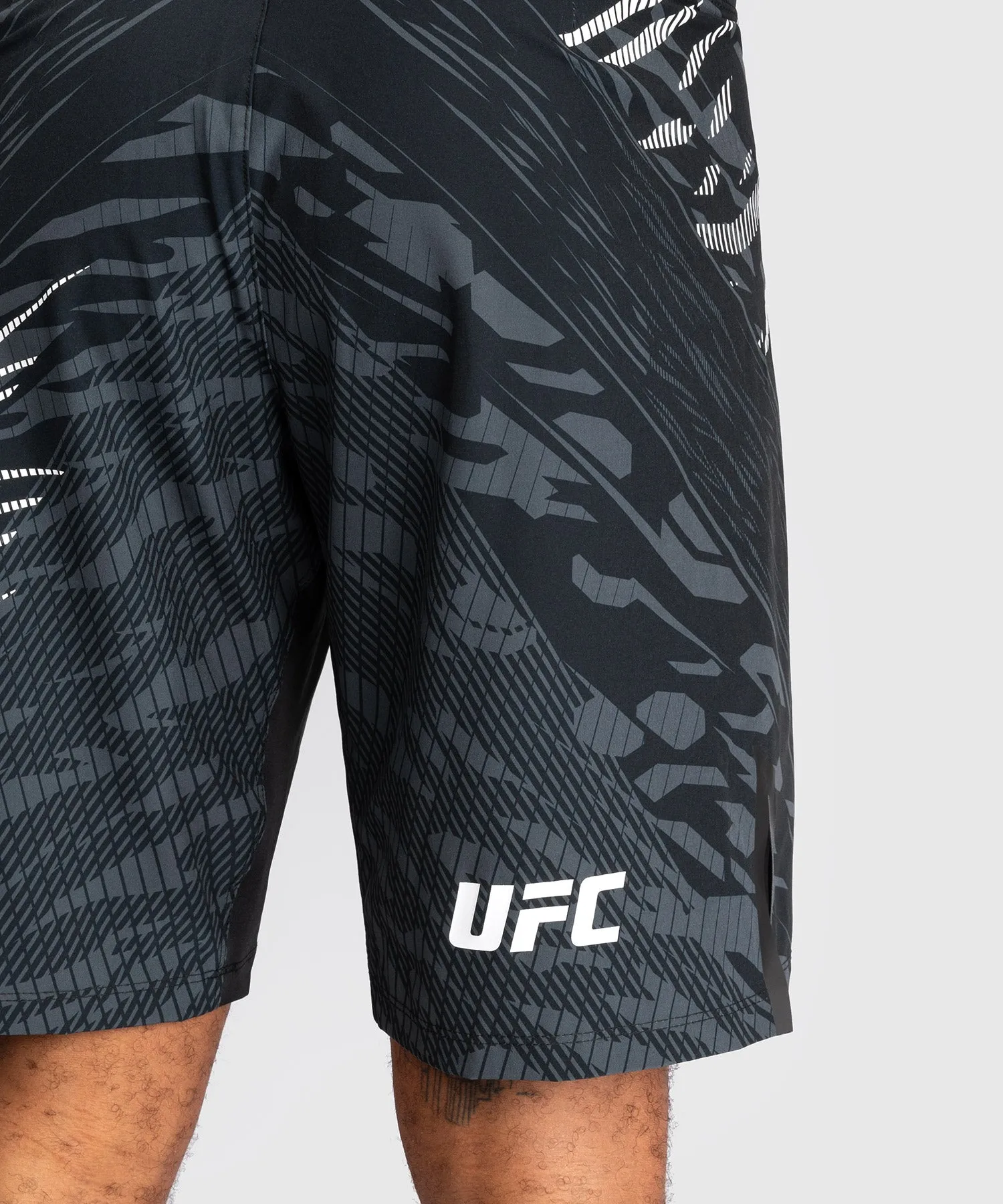 UFC Fusion by Venum Authentic Fight Night Men’s Fight Short - Long Fit - Black