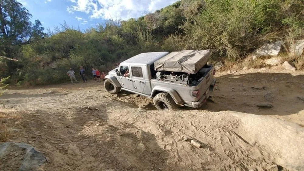 upTOP Overland TRUSS Jeep Gladiator Bed Rack - 2020-2023